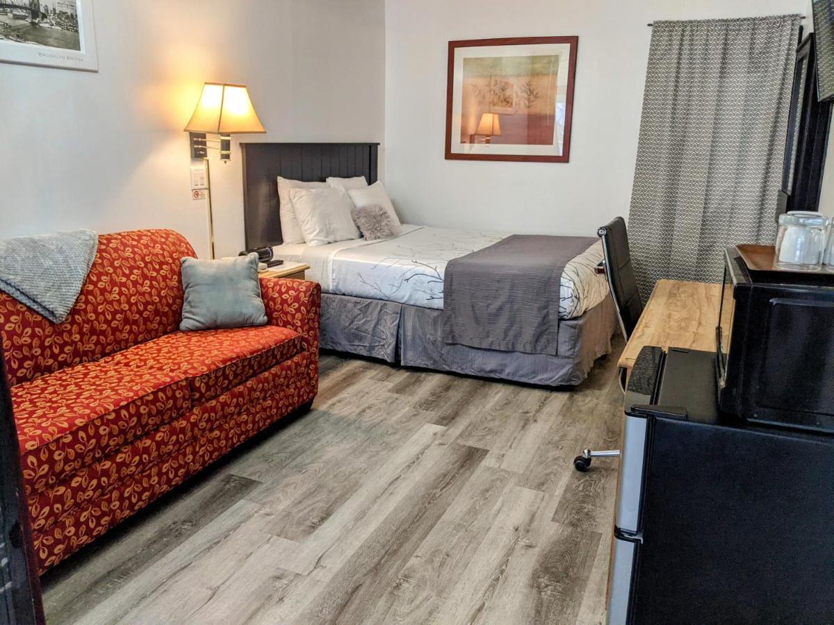 Skyview Motel - Prairie du Sac Zewnętrze zdjęcie