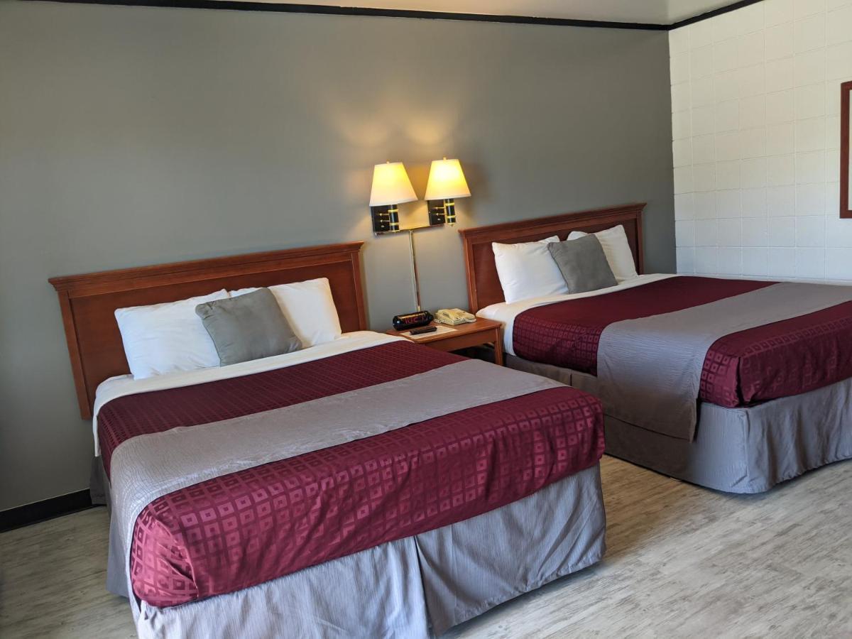 Skyview Motel - Prairie du Sac Zewnętrze zdjęcie